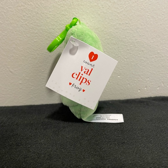 BNWT Animal Adventure Valentine’s Day Green Frog Clip 3.5in - Picture 2 of 4
